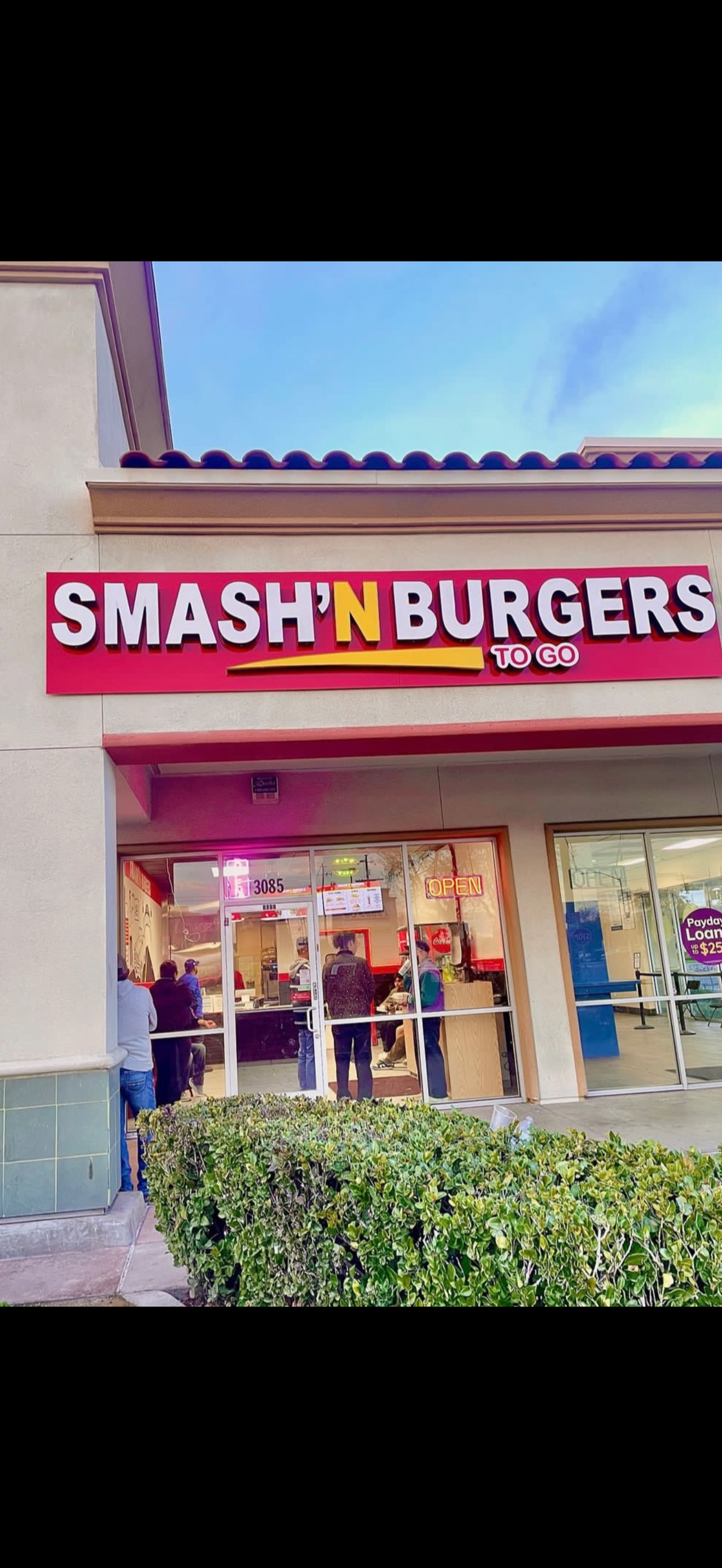 Welcome To Smash'N Burgers